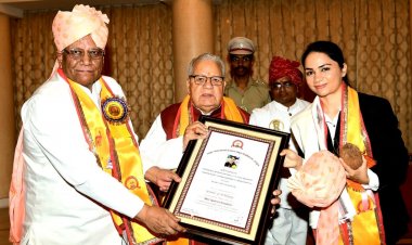 जयपुर की शूटर अपूर्वी चंदेला को पीएचडी की उपाधि