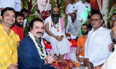 नृसिंग मंदिर में मनाया गया गुरु पूर्णिमा उत्सव