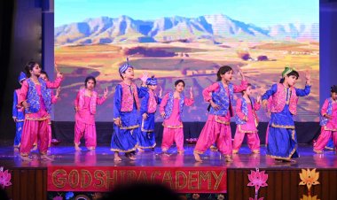 स्टूडेंट्स ने अभिनय के माध्यम से जीवन की झलकियां को किया प्रस्तुत