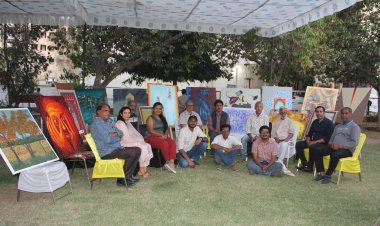 चार दिवसीय रंग उत्सव का भव्य समापन, फूलों की होली के साथ हुआ समापन 