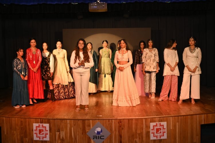 'The Mughal' fashion show: 'द मॉगल’ फैशन शो में दिखे परशियन बुरखे, जामा और घाघरे के कई रूप