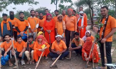 plants and Shramdaan in rainy season: बरसात में की पौधों की देखभाल और श्रमदान