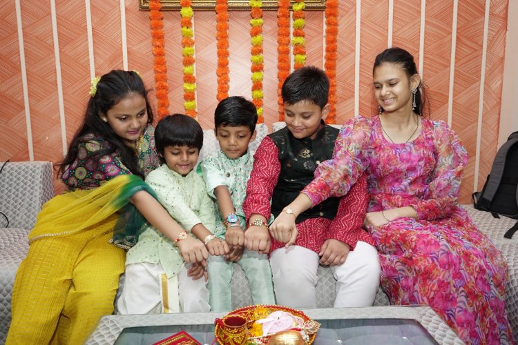 Rakhi celebration shoot: चाइल्ड मॉडल्स ने शो केस किए  लेटेस्ट राखी कलेक्शन