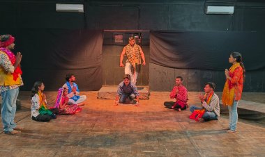 Ravindra Manch: रवींद्र मंच पर खेला गया अनूठा नाटक दे गया संदेश