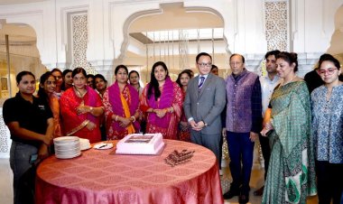 Jaipur Foundation Day: केक सेरेमनी कर मनाया जयपुर स्थापना दिवस