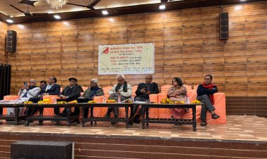 सामने से दृश्य के ग़ायब हो जाने का मतलब दृष्टि ग़ायब होना नहीं है