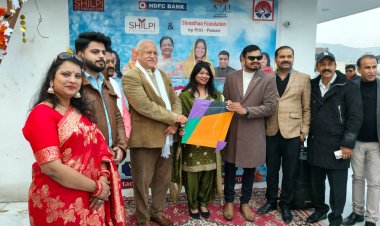 जयपुर में पतंगबाजी और लोहड़ी महोत्सव का धमाल