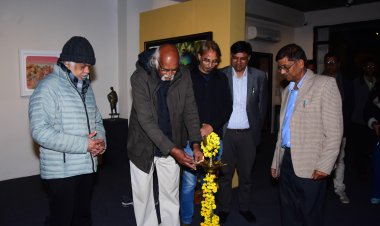 आईसीए आर्ट गैलरी में आयोजित हुई 'एकॉज ऑफ़ येलो' आर्ट एग्जीबिशन शुरू
