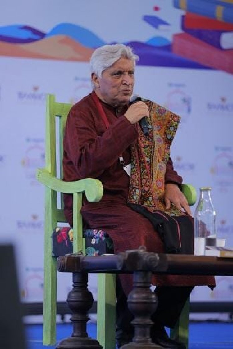 Jaipur Literature Festival: शब्द इंसान की तरह होते हैं -जावेद अख़्तर 