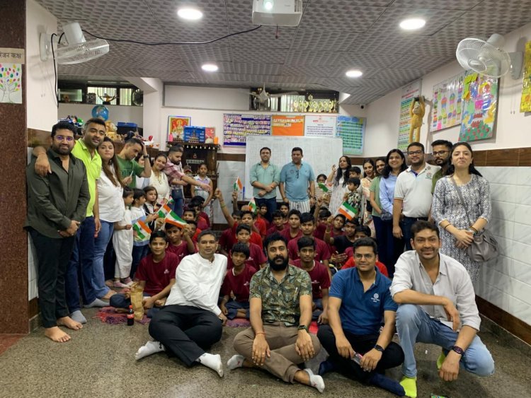 स्वतंत्रता दिवस पर राउंड टेबल इंडिया की अनोखी पहल, दिखा शिक्षा व समाज सेवा का संगम