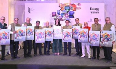 Jaipur Jewellery Show 2025: मिस यूनिवर्स इंडिया श्वेता शारदा ने लॉन्च किया जयपुर ज्वैलरी शो 2025 का थीम पोस्टर