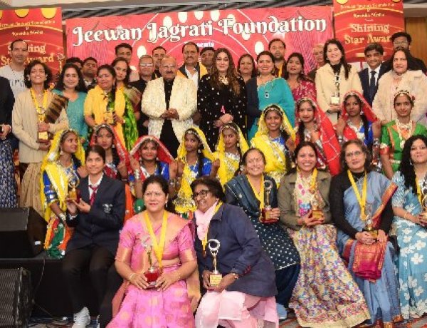 31 विशिष्ट प्रतिभाओं को शाइनिंग स्टार अवॉर्ड से किया गया सम्मानित