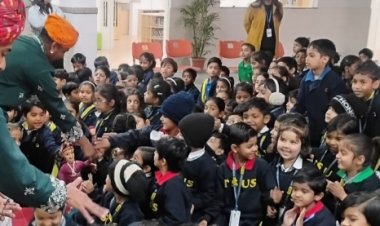 Rajasthan Folk Art: कच्छी घोड़ी की ताल पर थिरकी नई पीढ़ी, संगत–15 में बच्चों ने लिया लोक संस्कृति का आनंद