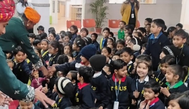 Rajasthan Folk Art: कच्छी घोड़ी की ताल पर थिरकी नई पीढ़ी, संगत–15 में बच्चों ने लिया लोक संस्कृति का आनंद