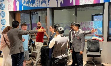 Gulf Flights Update: ईरान–इजरायल तनाव का असर: जयपुर से दुबई-शारजाह की कई फ्लाइट्स रद्द, यात्रियों को भारी परेशानी