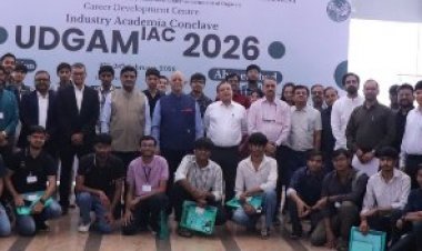 Innovation Ignites at UDGAM 2026: Students Pitch Ideas as Industry Leaders Converge at IITRAM