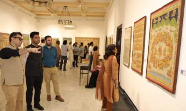 दिल्ली में गूंजी राजस्थान की कला विरासत: बीकानेर हाउस में ‘सेक्रेड एस्थेटिक्स’ प्रदर्शनी ने जीता दिल