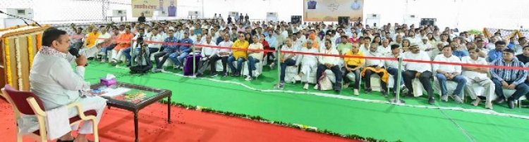 पत्रकार लोकतंत्र का मजबूत स्तंभ: मुख्यमंत्री भजनलाल शर्मा ने प्रदेशभर के पत्रकारों से किया सीधा संवाद