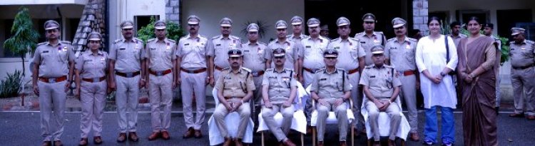 Rajasthan Police News: कर्तव्यनिष्ठा का सम्मान और अपराध पर सख्त वार: जयपुर में पुलिस की बड़ी कार्रवाई और अलंकरण समारोह