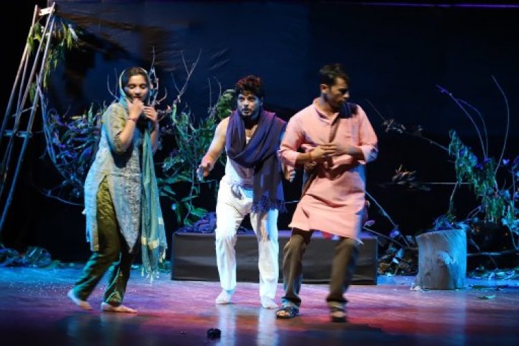 ‘Savera’ Strikes an Emotional Chord: Powerful Theatre Performance at Jawahar Kala Kendra Wins Hearts