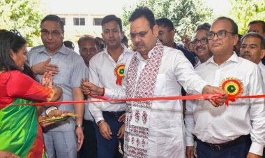 संस्कारों से सशक्त शिक्षा: आदर्श विद्या मंदिर में बहुउद्देशीय सभागार का लोकार्पण, CM का युवाओं को संदेश