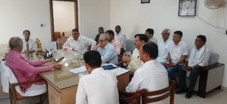 पानी संकट टला, विकास को रफ्तार: PHED कांट्रैक्टर्स की हड़ताल स्थगित, सरकार से समझौते के बाद बड़ा फैसला