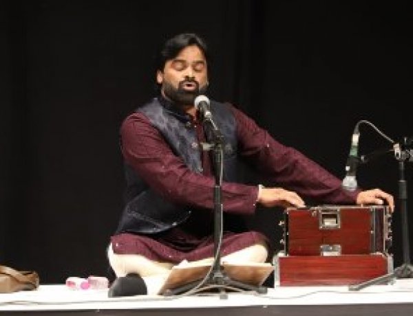 सुरों, ग़ज़लों और सूफियाना एहसासों से महकी ‘सुमिरन’ की सांस्कृतिक शाम