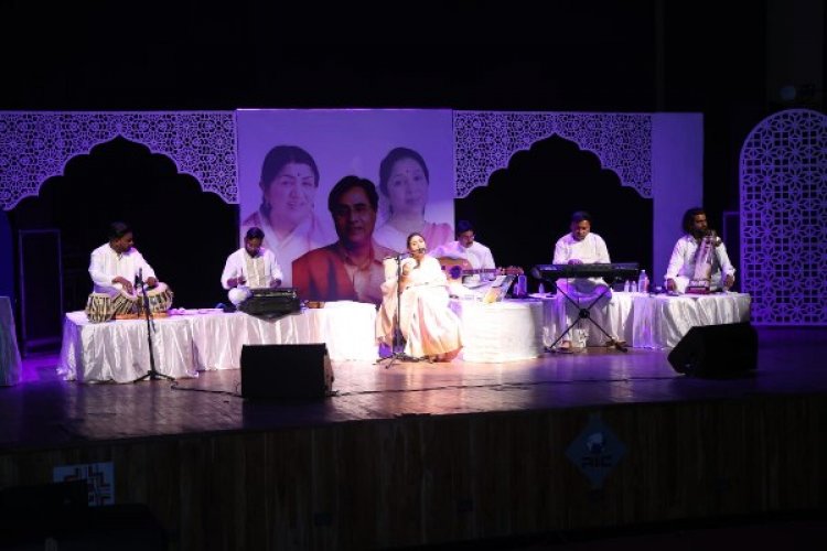“कागज़ की कश्ती” ने छेड़ी यादों की सरगम, जयपुर में सांस्कृतिक संध्या बनी भव्य और यादगार