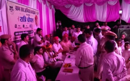 ग्राम रथ अभियान से गांवों में जागी विकास की नई उम्मीद प्रदेशभर में प्रभारी मंत्रियों की रात्रि चौपाल, किसानों को आधुनिक खेती और योजनाओं से जुड़ने का संदेश