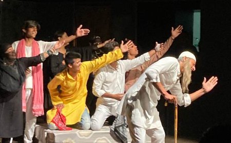 Humour, Dowry, Women’s Education and Tradition Collide in a Thought-Provoking Stage Performance at Ravindra Manch