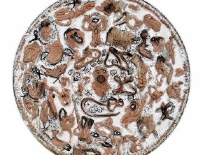 जब मिट्टी में दिखी खजुराहो की आत्मा: डॉ. चन्द्रशेखर सेन की टेराकोटा मिरर आर्ट ने रचा अद्भुत दृश्य संसार