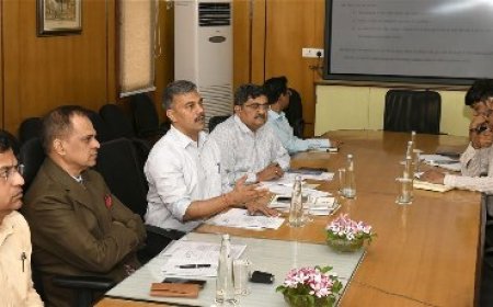 राजस्थान की सड़कों पर दौड़ेंगी 1150 Electric Buses: 8 शहरों में बदलेगी Public Transport की तस्वीर, Chief Secretary ने दिए सख्त निर्देश