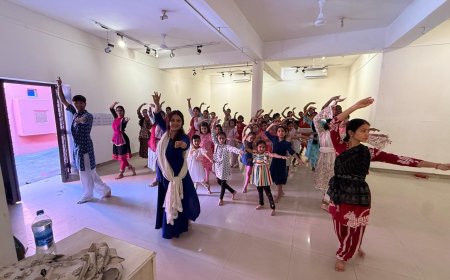 घुँघरुओं की थाप पर गूंज रहा Jaipur: 51 बच्चों की Kathak साधना बनी चर्चा का विषय, Krishna Leela से सीख रहे भारतीय संस्कृति के संस्कार