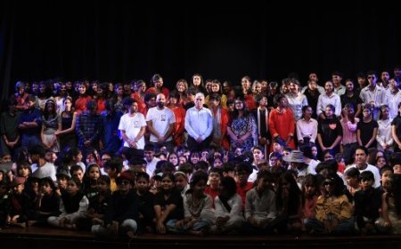 जयपुर के बाल कलाकारों ने मंच पर रच दी जादुई दुनिया, यमराज से लेकर भुलक्कड़ों तक की कहानियों ने मोहा मन