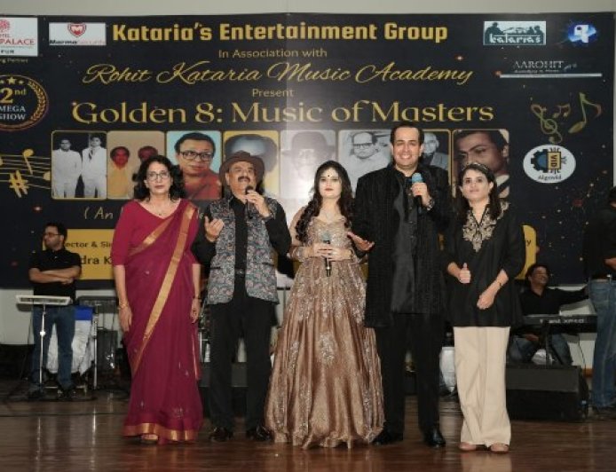 एक रात, एक मंच और आठ संगीतकारों की आत्माएं... जयपुर में 'गोल्डन 8' ने रच दिया फिल्मी संगीत का इतिहास