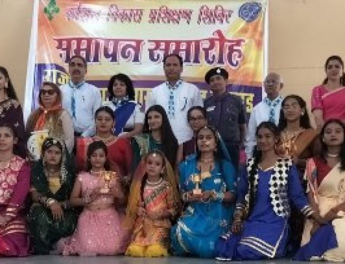 मेहंदी से जूडो तक, स्केटिंग से स्पोकन इंग्लिश तक: 281 बच्चों ने 34 दिन में सीखा वो सब जो स्कूल नहीं सिखाता