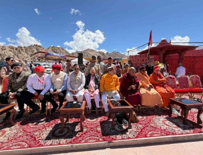लेह-लद्दाख में देवनानी ने की सिंधु पूजा, बोले- ये नदी नहीं भारत की आत्मा है
