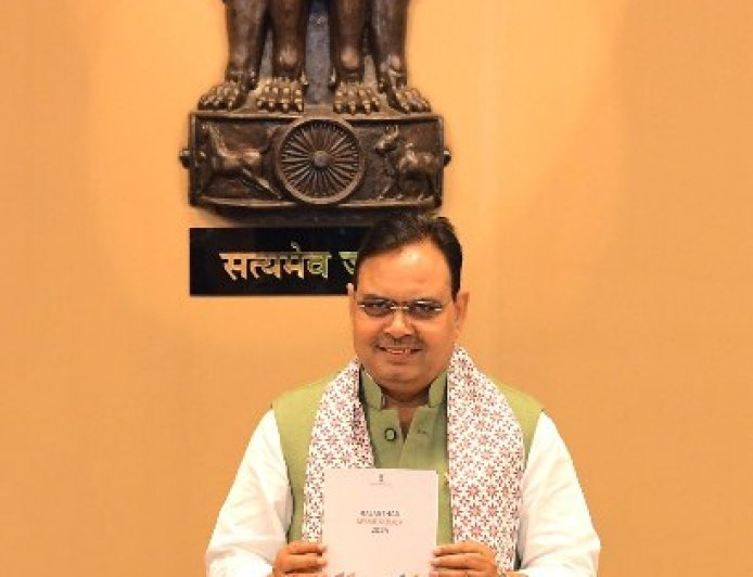 राजस्थान में पहली बार! CM भजनलाल शर्मा कल बांटेंगे 13 करोड़ के चेक, इन योजनाओं के लाभार्थियों की खुलेगी किस्मत