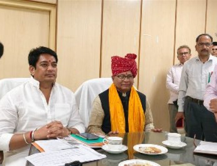 राजस्थान की वेलफेयर स्कीम्स बनी मॉडल, सीखने के लिए जयपुर पहुंचा उत्तराखंड का पूरा मंत्रिमंडल