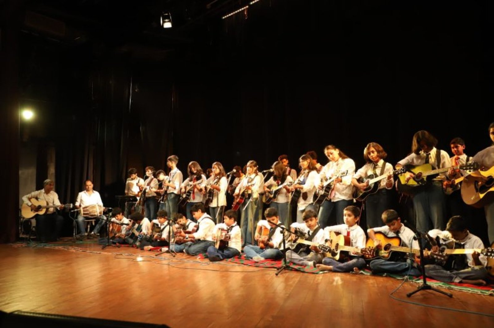 गिटार की झंकार से कथक की थाप तक: JKK Junior Summer Camp 2026 के समापन पर बच्चों ने बिखेरा प्रतिभा का जादू