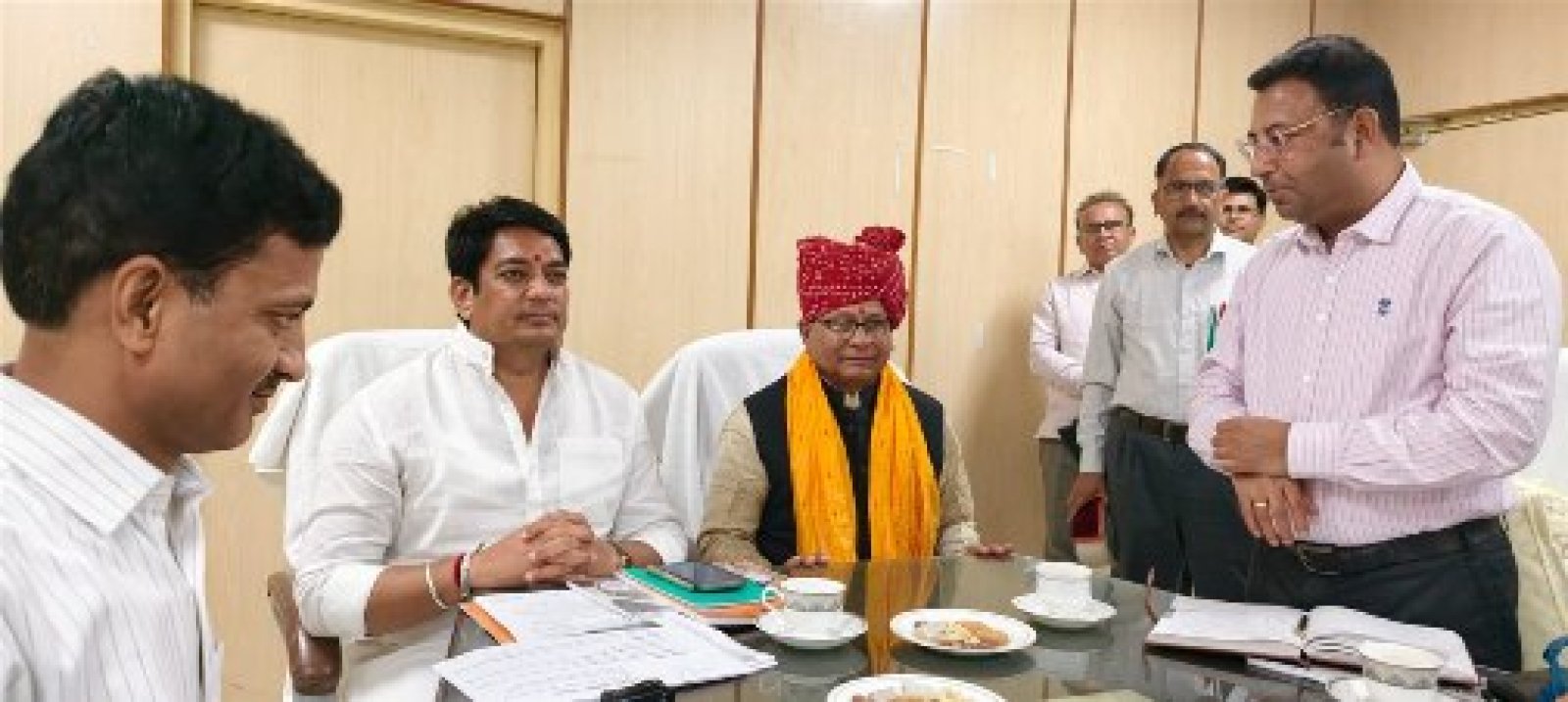 राजस्थान की वेलफेयर स्कीम्स बनी मॉडल, सीखने के लिए जयपुर पहुंचा उत्तराखंड का पूरा मंत्रिमंडल