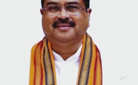NEET Controversy के बीच बड़ा झटका! Education Minister Dharmendra Pradhan ने दिया इस्तीफा, अब सबसे बड़ा सवाल- अगला मंत्री कौन?