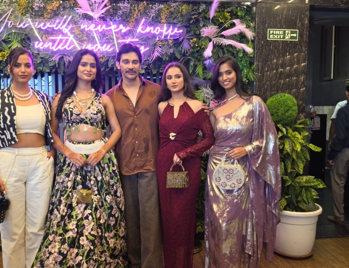 'धुरंधर' की चमक अब Jaipur Ramp पर: Ayesha Royal बनेंगी Showstopper, Rajasthan Fashion Festival में सजेगा Glamour का सबसे बड़ा मंच