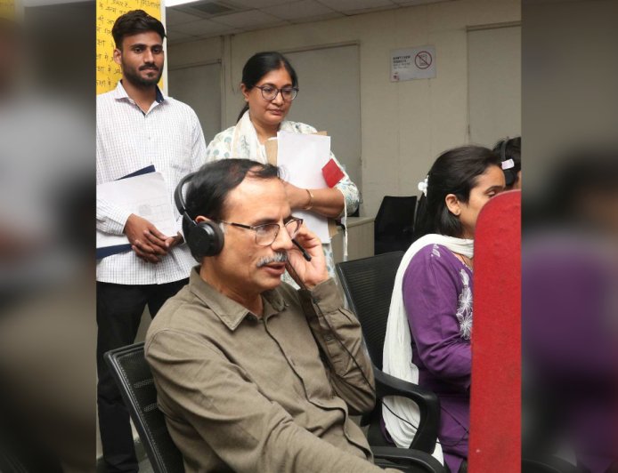 आंगनबाड़ी की टूटी छत से लेकर अटकी पेंशन तक! 181 हेल्पलाइन पर खुद अफसर ने फोन कर सुनी फरियादों की कहानी
