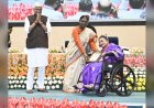 राष्ट्रपति द्रौपदी मुर्मु ने कलाकारों को दिया बड़ा सम्मान: 'हमारे कलाकार देश की सामूहिक स्मृति के संरक्षक हैं', जानें क्यों खास रहा यह मौका