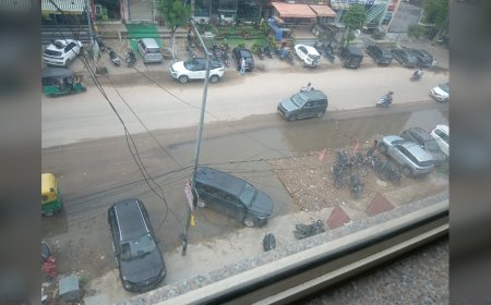 आसमान से आफत! राजधानी में गरजे बादल, 50 की रफ्तार से चली आंधी, अभी 3 दिन और भिगोएगा मानसून