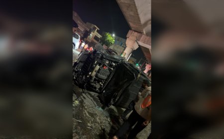मानसरोवर में देर रात कोहराम! बेकाबू थार ने डिफेंडर को मारी टक्कर, ऑटो में सवार तीन कुल्फी विक्रेता घायल, चालक फरार
