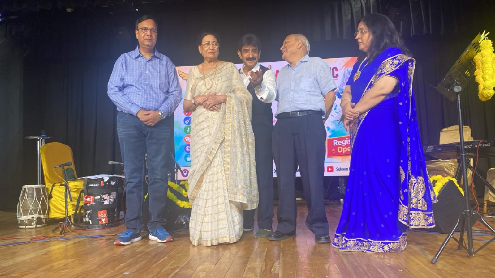 जयपुर की शाम में गूंजा 'है अपना दिल तो आवारा', सुरों की महफिल में झूम उठे श्रोता