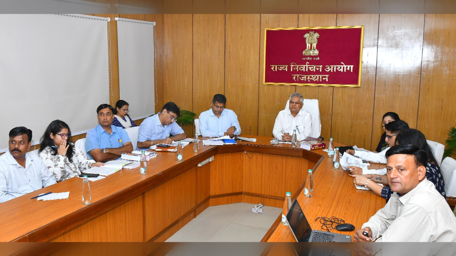 "लापरवाही बर्दाश्त नहीं": नगरीय निकाय चुनाव से पहले राज्य निर्वाचन आयुक्त ने रिटर्निंग अधिकारियों को दिए सख्त निर्देश
