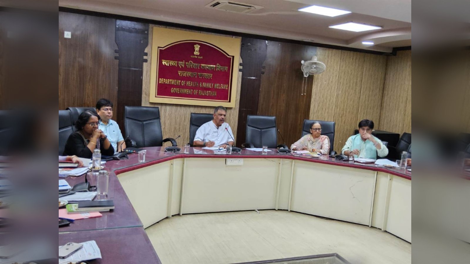 स्वाइन फ्लू पर सघन निगरानी, एक पद पर एक से ज्यादा लोग नहीं: चिकित्सा मंत्री खींवसर ने दिए सख्त निर्देश